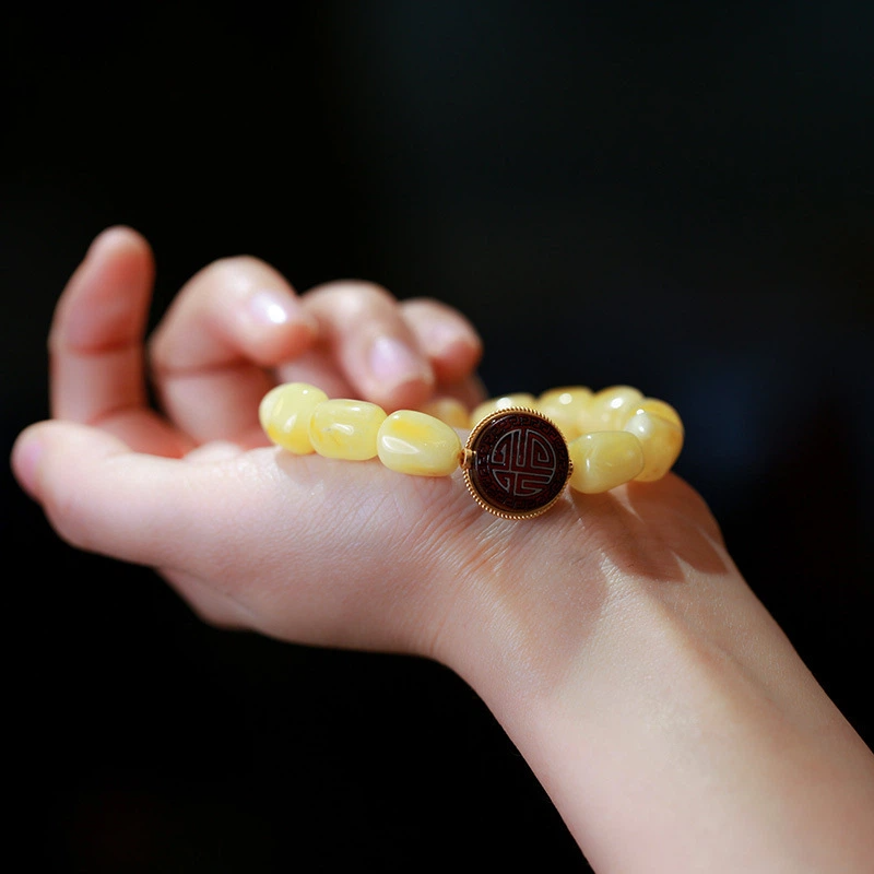 Natural Beeswax Bracelet (with Sandalwood Fortune Charm)
