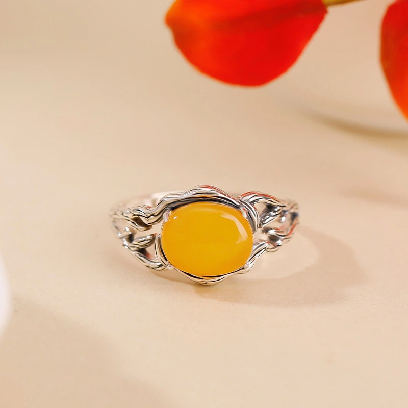 Natural Oval Beeswax Adjustable Ring (with Branch-shaped Pure Silver Ring Setting)