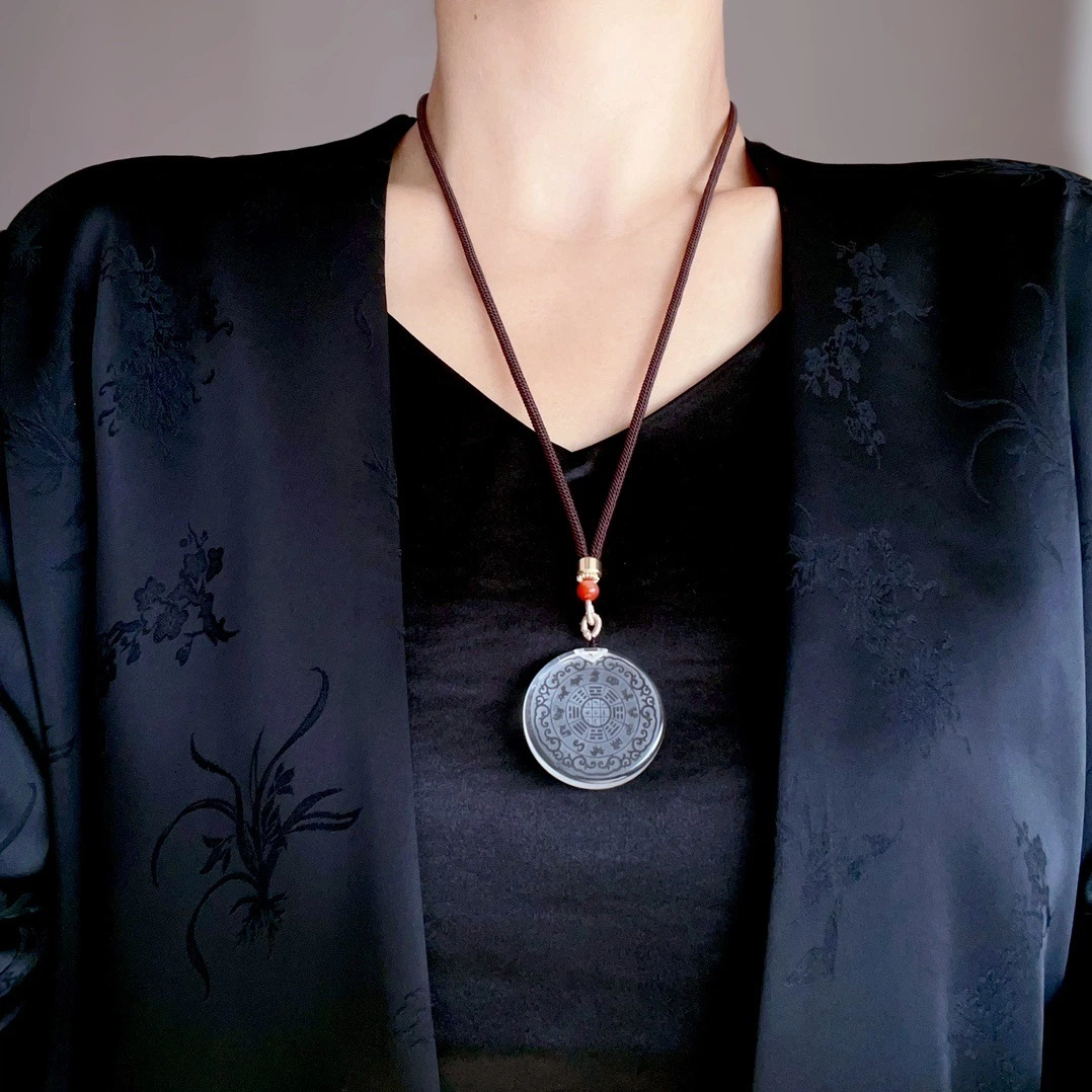 Natural White Crystal Pendant (Nine Palaces and Eight Trigrams)