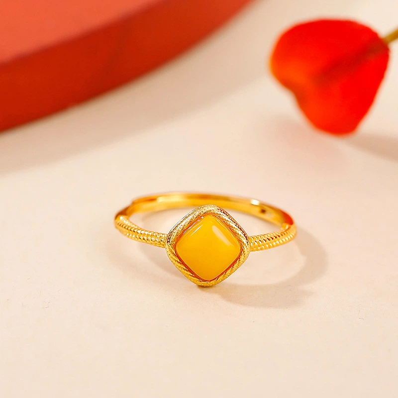 TerraDharma "Vitality Preservation & Harmony Convergence" Simple Geometric Square Jewelry Set Made of Amber