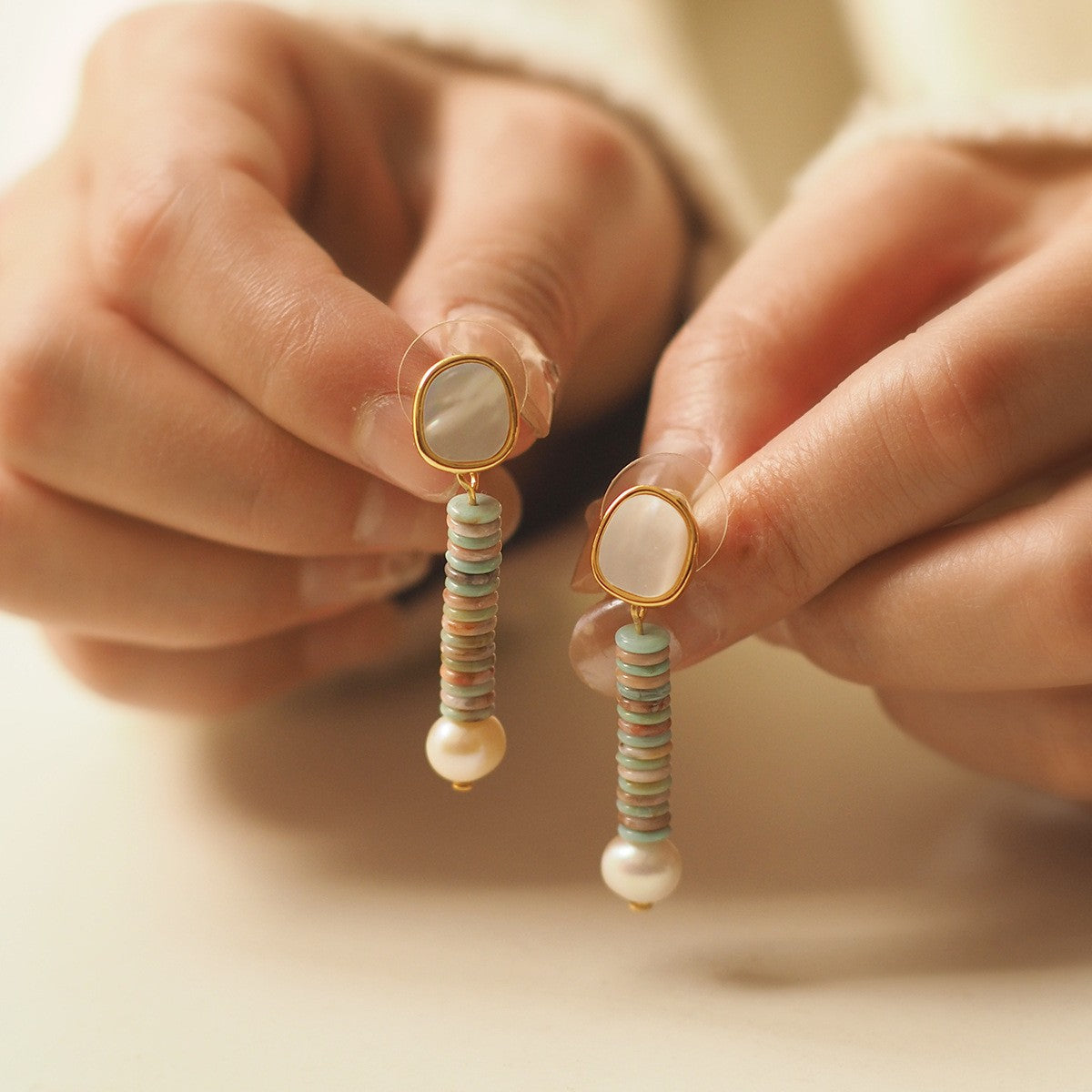 Mother-of-pearl vintage natural pearl tassel earrings
