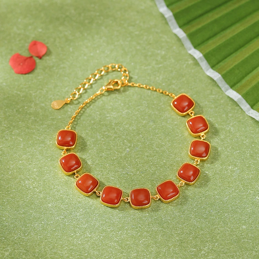 Natural South Red Agate Geometric Square Bead Bracelet (with Gold-plated Silver)