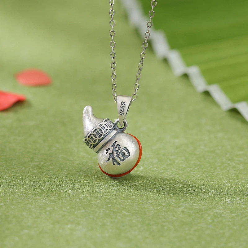 South Red Agate Gourd-shaped Pendant Nacklace (with Sterling Silver Fu Pattern)
