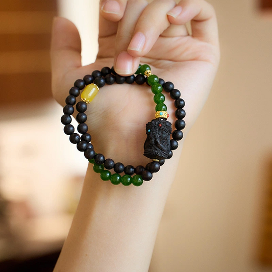 Natural Incense Wood & Chrysoprase Bracelet (Masked Zhaki Lamu)