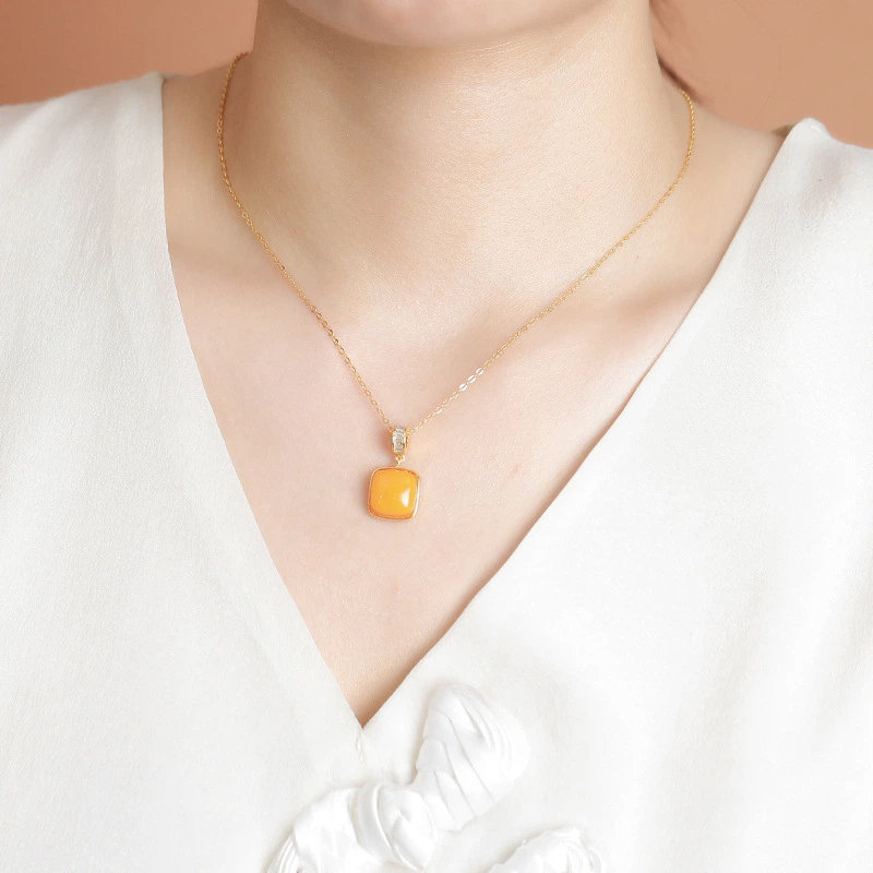 TerraDharma "Vitality Preservation & Harmony Convergence" Simple Geometric Square Jewelry Set Made of Amber