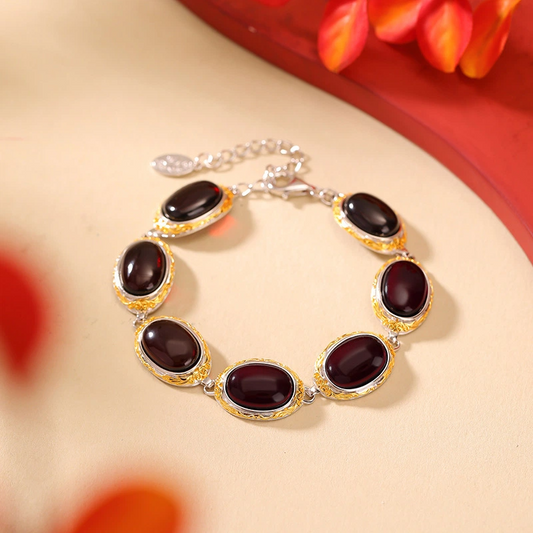 Natural Blood Amber Bracelet (with Silver-Gilded Tang Dynasty Scroll Grass Pattern)