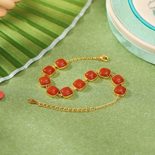 Natural South Red Agate Geometric Square Bead Bracelet (with Gold-plated Silver)