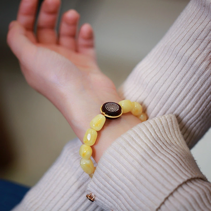 Natural Beeswax Bracelet (with Sandalwood Fortune Charm)