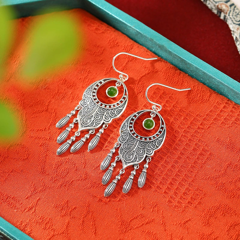 Retro pattern tassel earrings (with Natural Hetian Jade / Southern Red Agate)