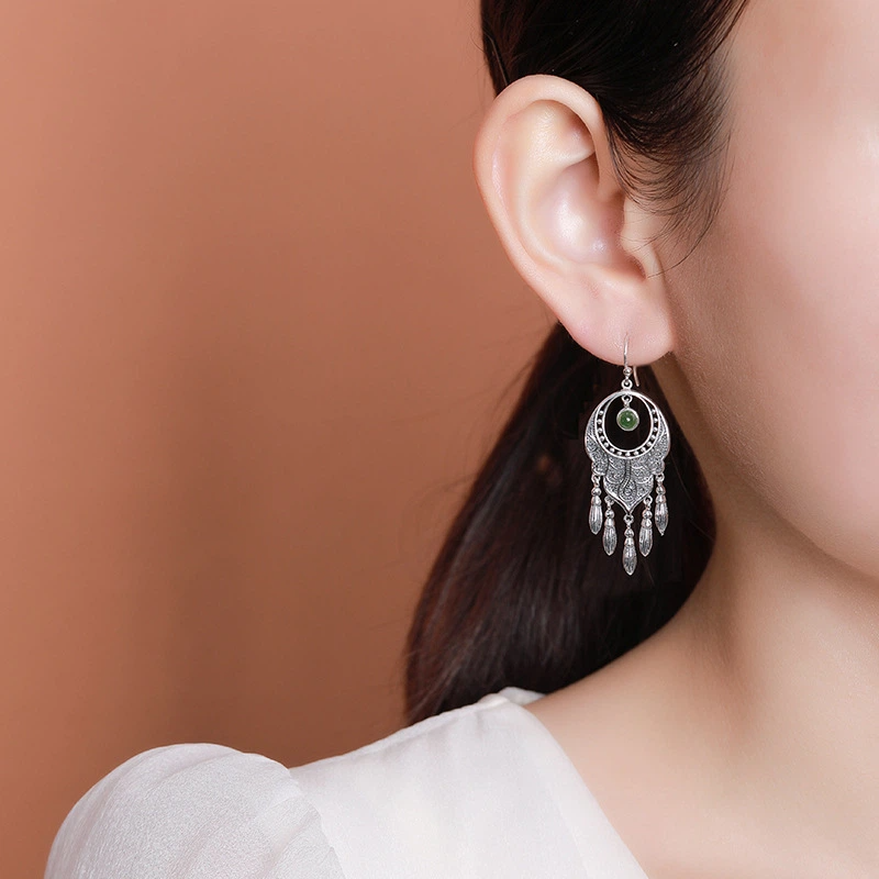 Retro pattern tassel earrings (with Natural Hetian Jade / Southern Red Agate)