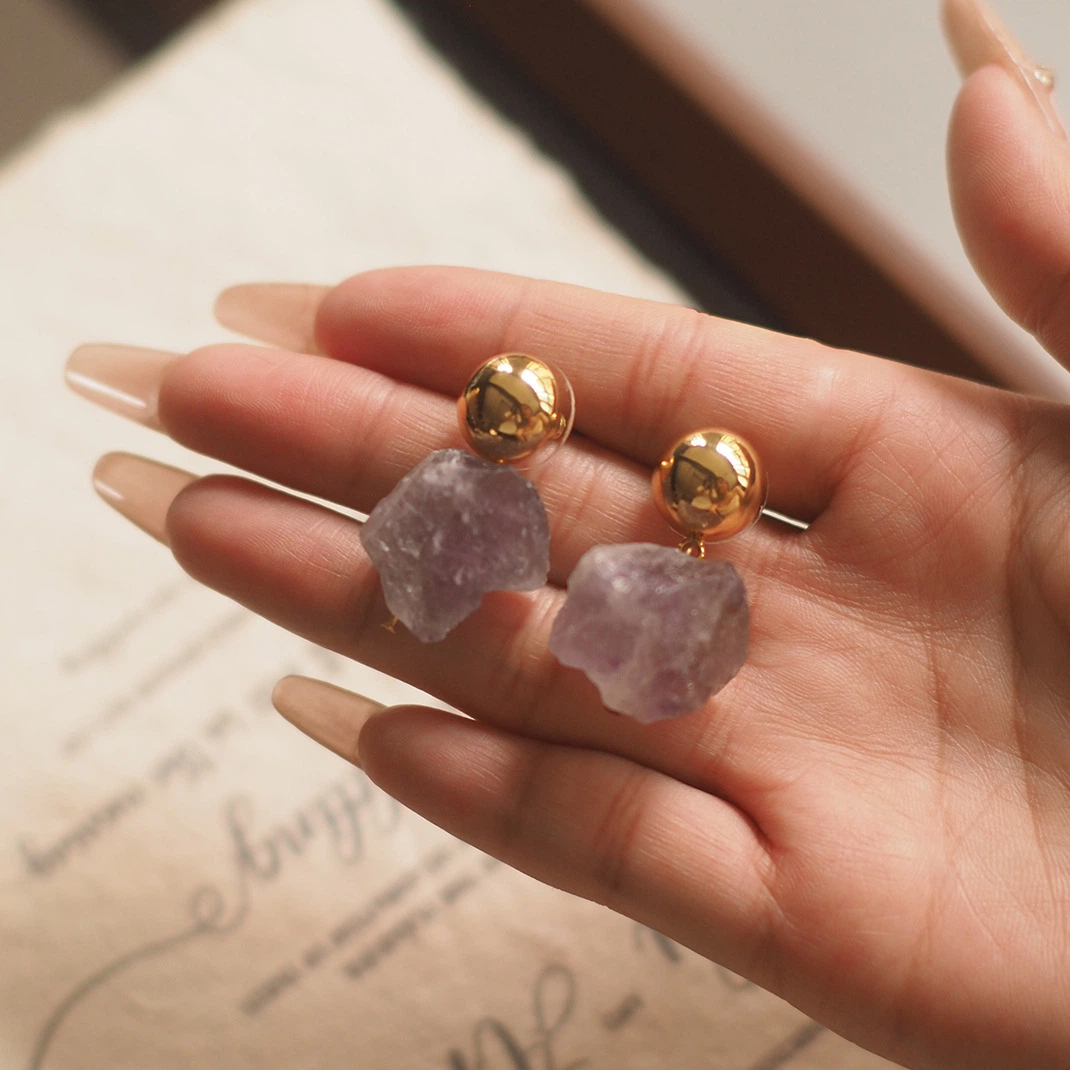 Minimalist Natural White Crystal/Amethyst Earrings