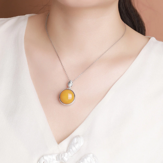 Hollowed-out Pendant Nacklace with Cabochon of Nature Beeswax or Blood Amber