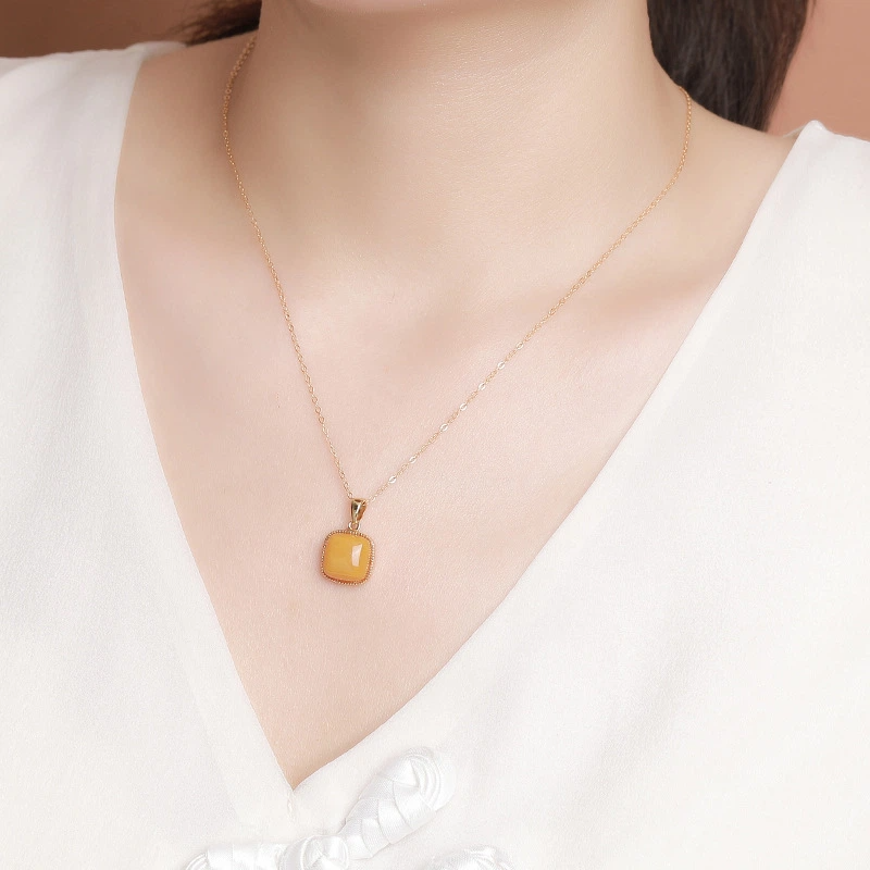 TerraDharma "Warmth Nurturing & Stress Relief" Simple Geometric Square Jewelry Set Made of Amber